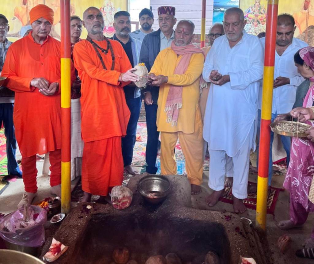 Religious Program Organized at Shri Siddheshwar Mahadev Temple on the Auspicious Occasion of Shri Ram Navami